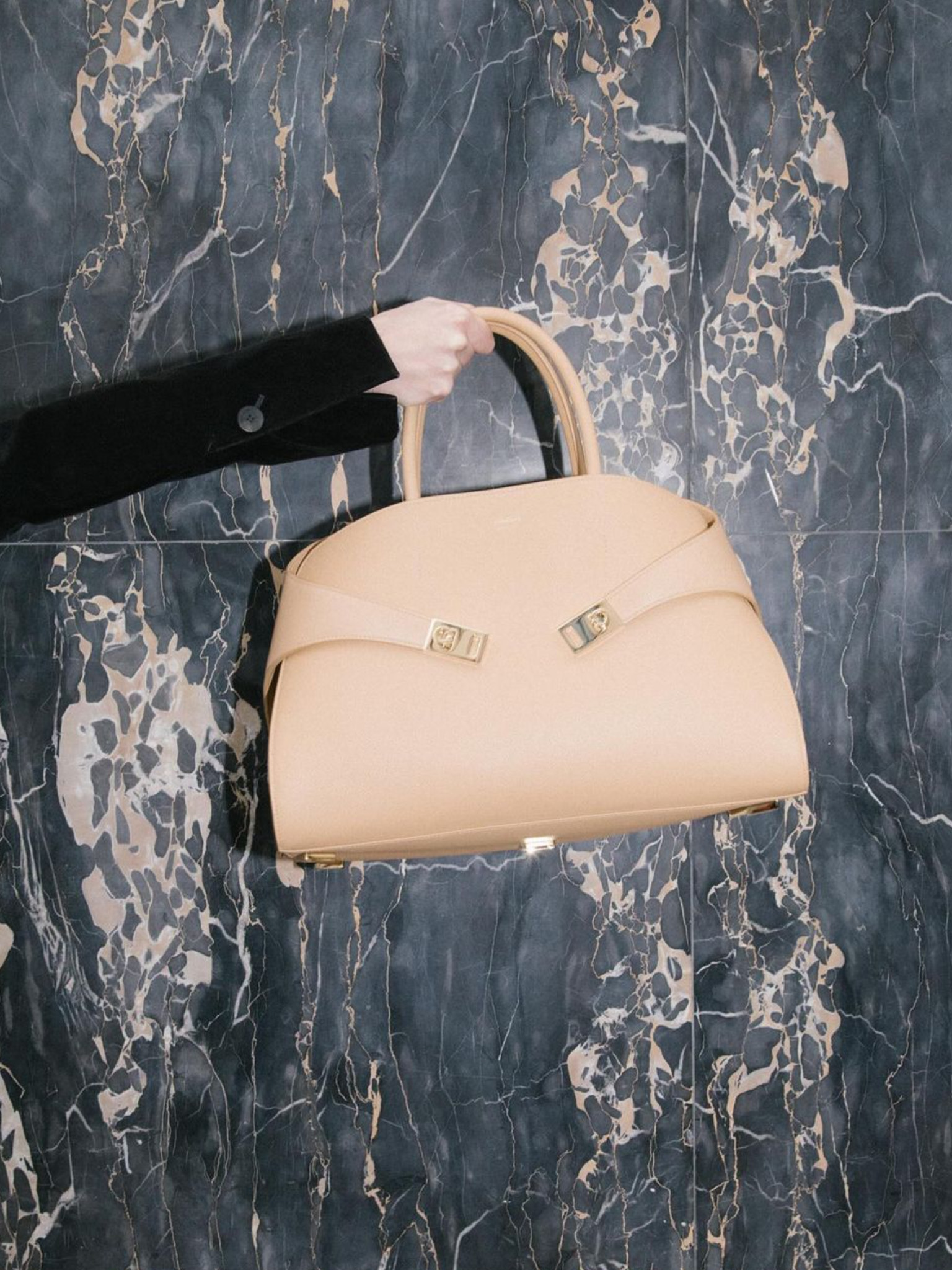 Amara Weekender